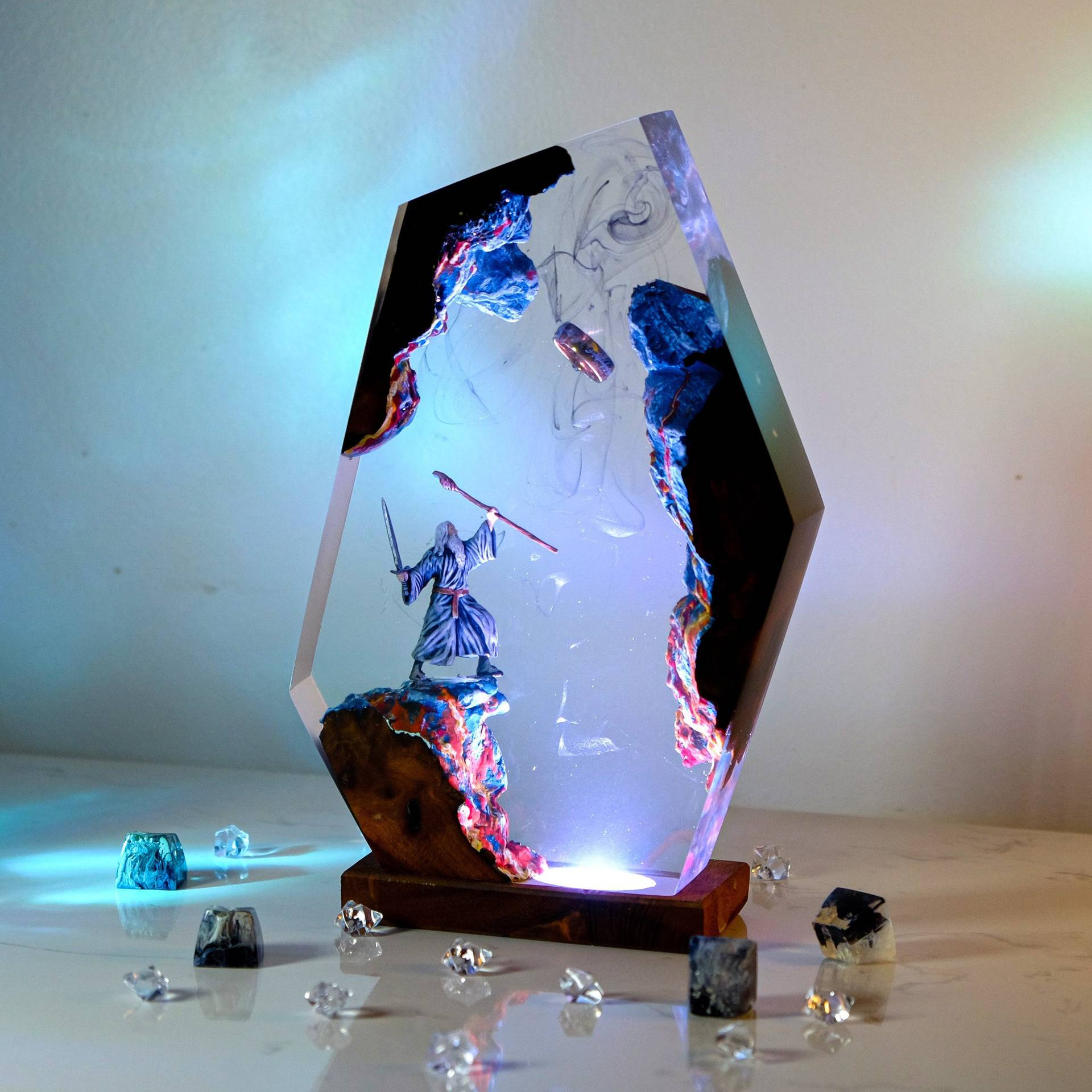Movie Scence Figure Table Resi - огляд і ціна Desk Setup Lamp